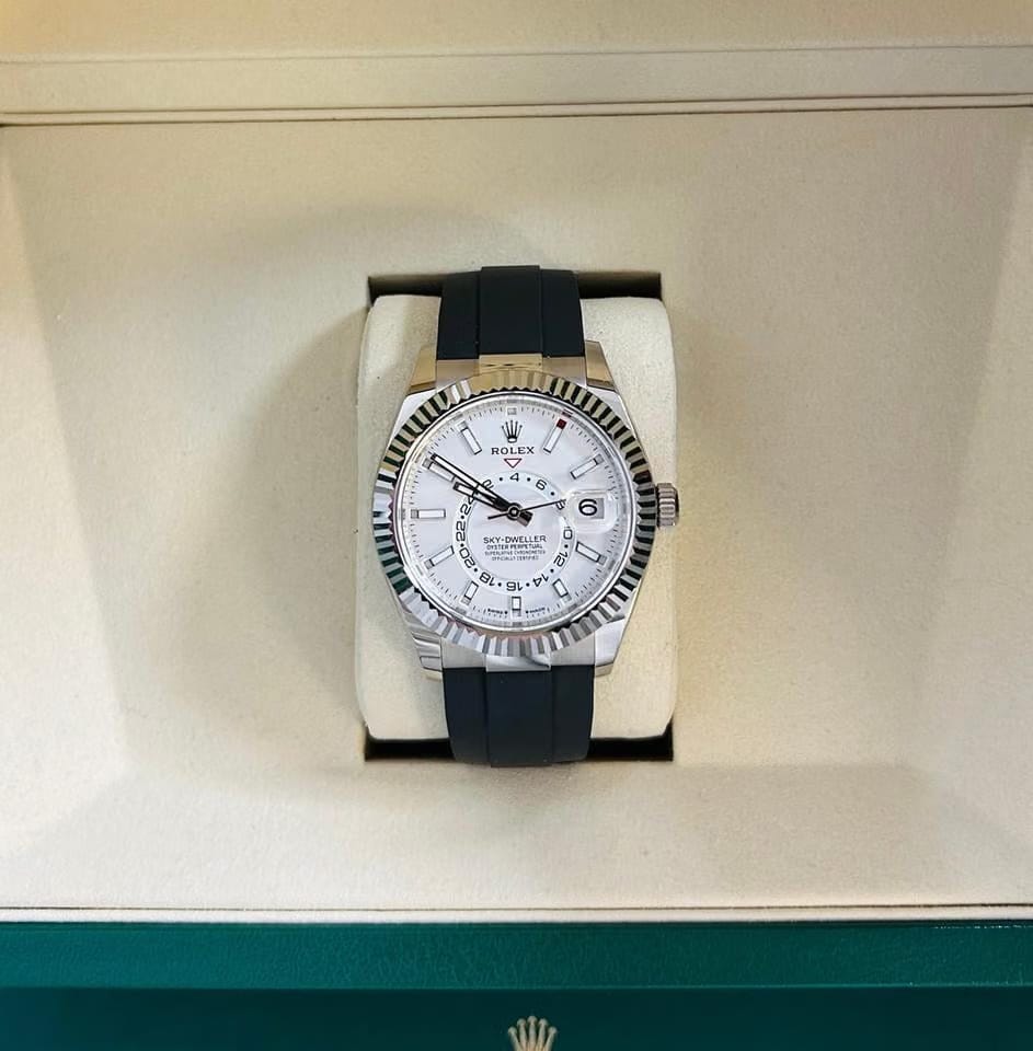 Rolex | Sky-Dweller | 336239 | White gold | 42 mm | Rubber | White | Automatic