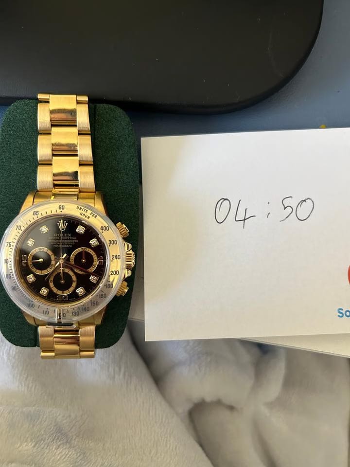 Rolex | Daytona | 16528 | Yellow gold | 40 mm | Yellow gold | Black | Automatic