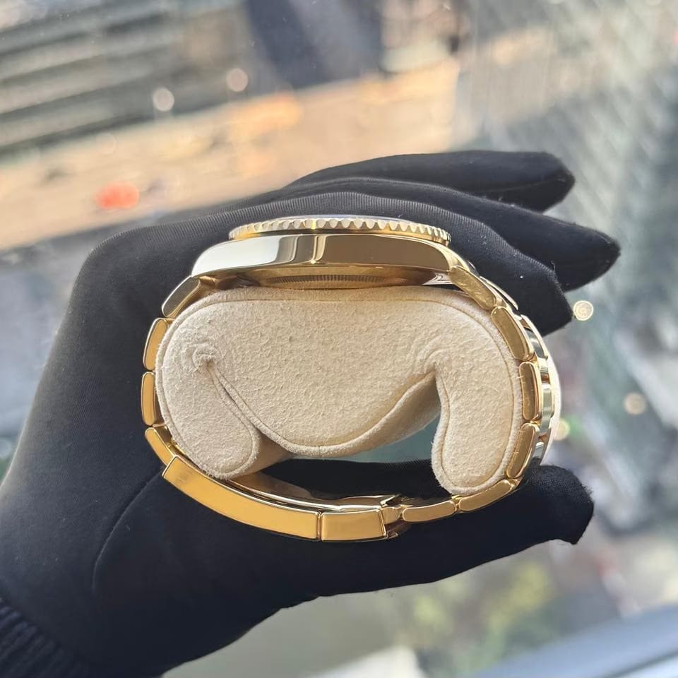 Rolex | Submariner | 126618 | Yellow gold | 41 mm | Yellow gold | Blue | Automatic