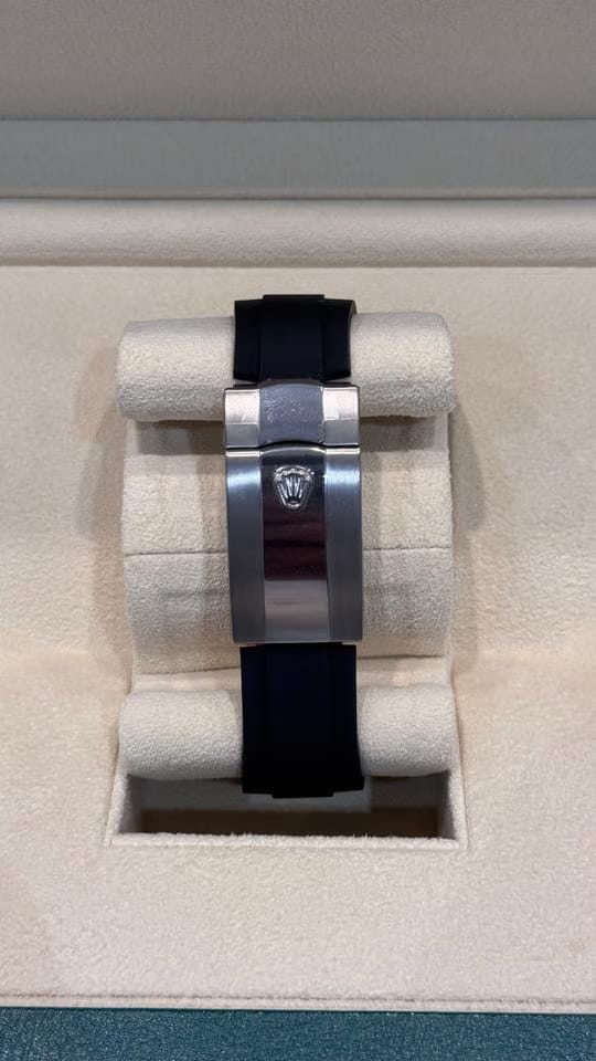 Rolex | Sky-Dweller | 336239 | White gold | 42 mm | Rubber | Black | Automatic