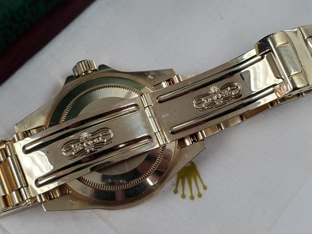 Rolex | Submariner | 16618LB | Yellow gold | 40 mm | Yellow gold | Blue | Automatic