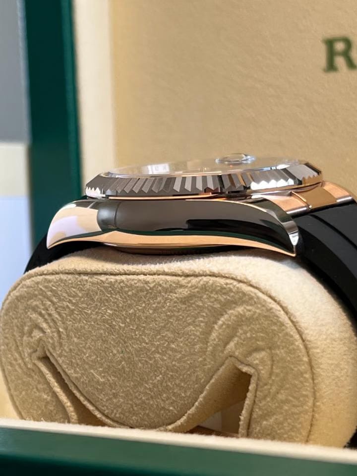 Rolex | Sky-Dweller | 326235 | Rose Gold | 42 Mm | Grey | Automatic