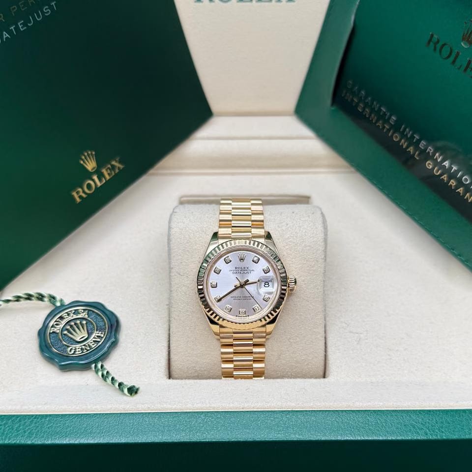 Rolex | Datejust | 279178 | Yellow gold | 28 mm | Yellow gold | Silver | Automatic