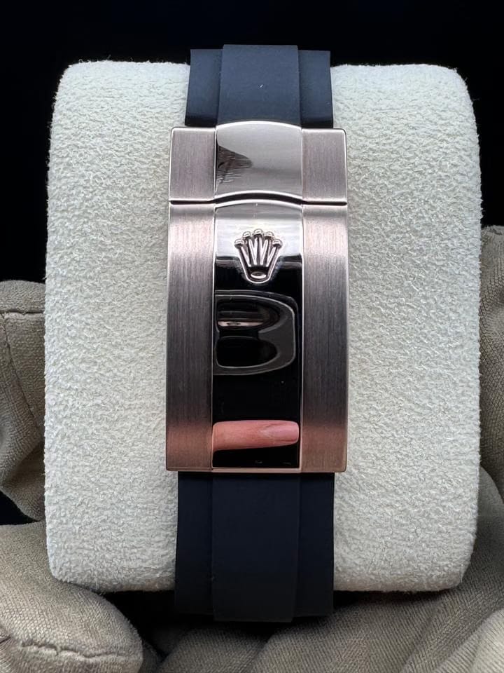Rolex | Sky-Dweller | 336235-0002 | Rose gold | 42 mm | Rubber | White | Automatic