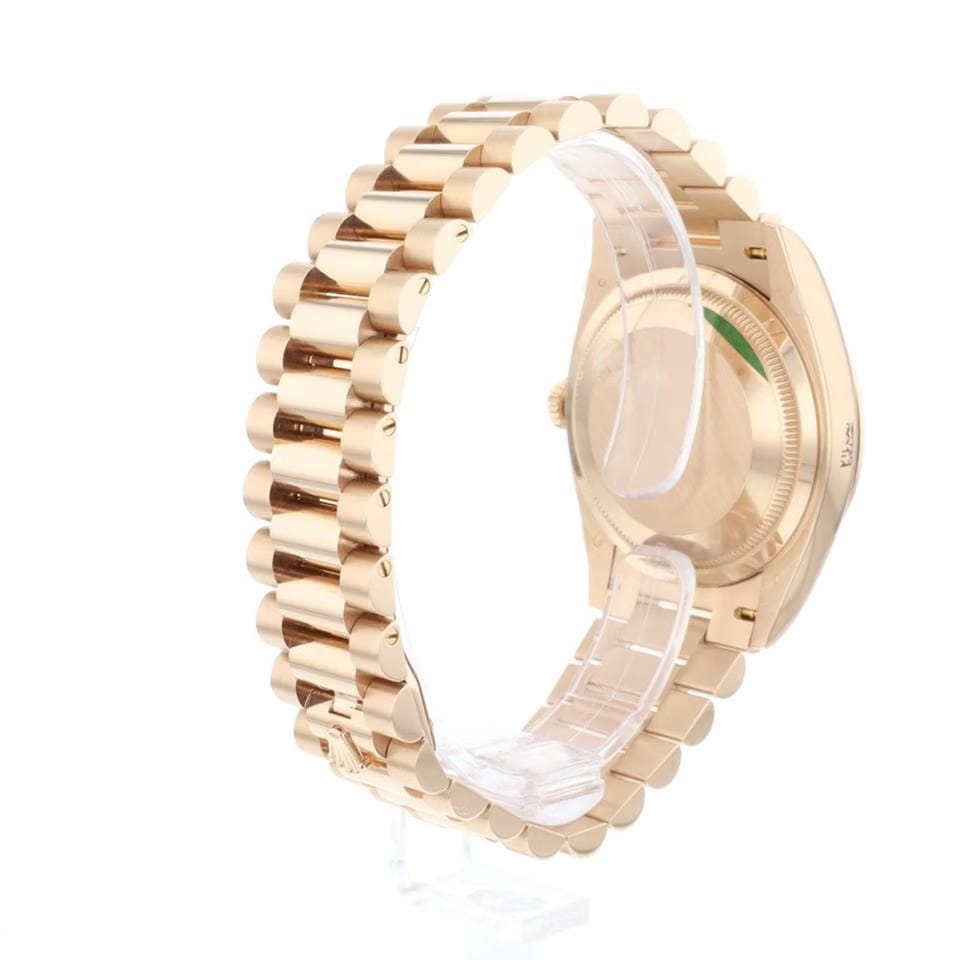 Rolex | Day-Date | 128235 | Rose gold | 36 mm | Rose gold | White | Automatic