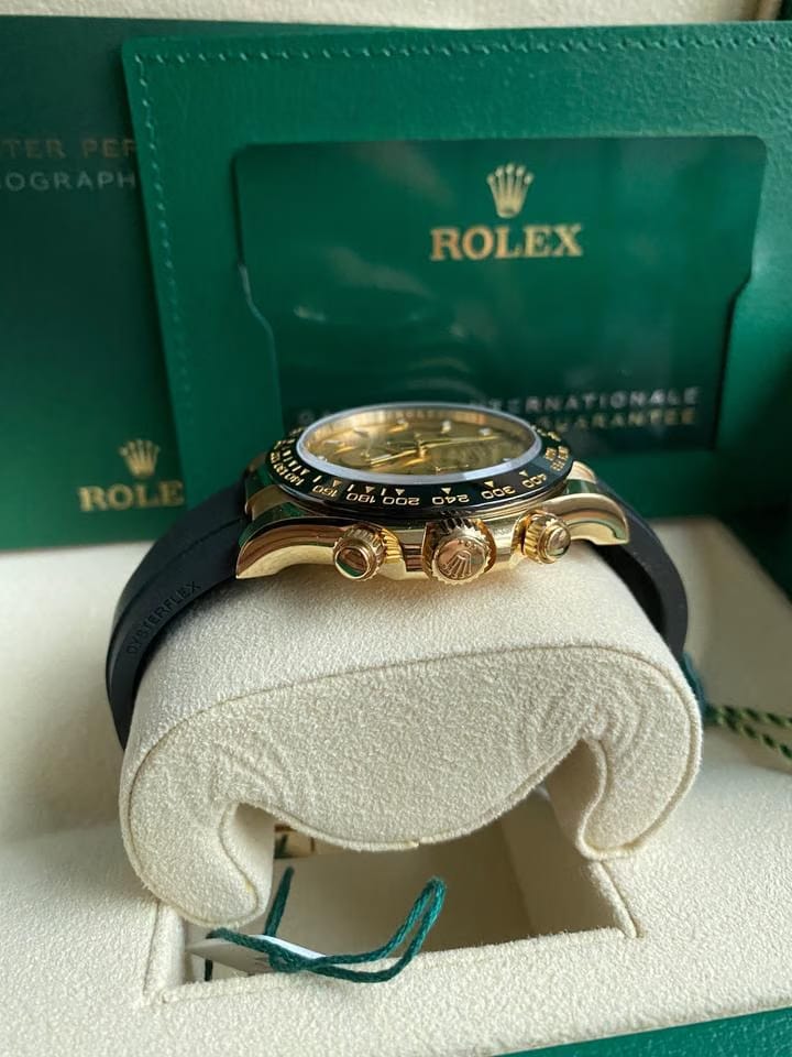 Rolex | Daytona | 116518LN | Yellow gold | 40 mm | Rubber | Yellow | Automatic