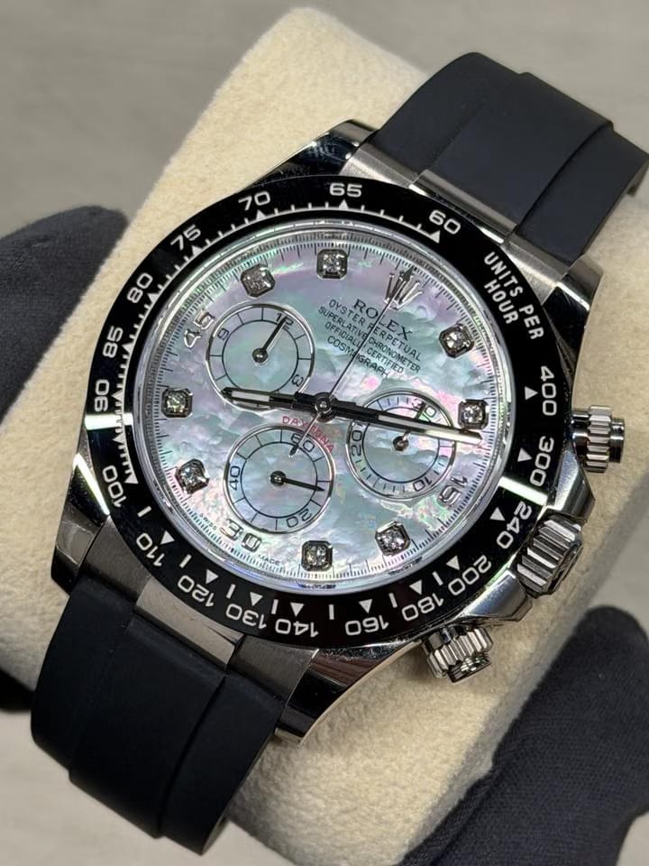 Rolex | Daytona | 116519LN | White gold | 40 x 43 mm | Rubber | Mother of pearl | Automatic