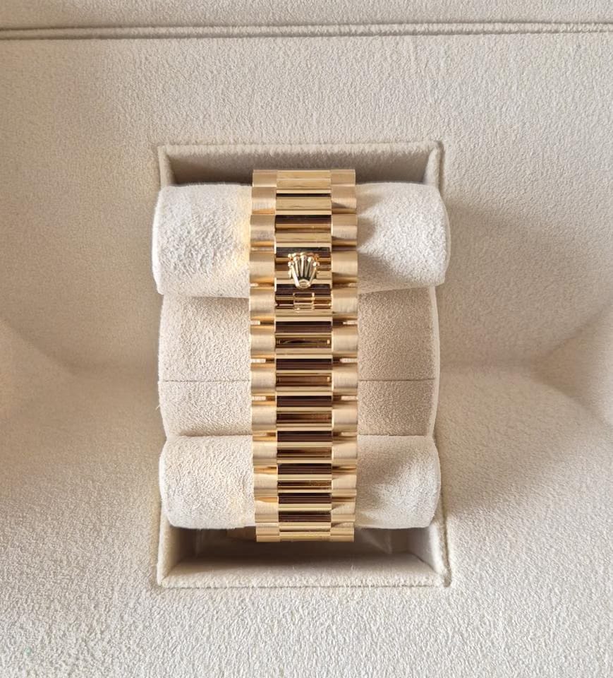 Rolex | Day-Date | 228238 | Yellow gold | 40 mm | Yellow gold | White | Automatic