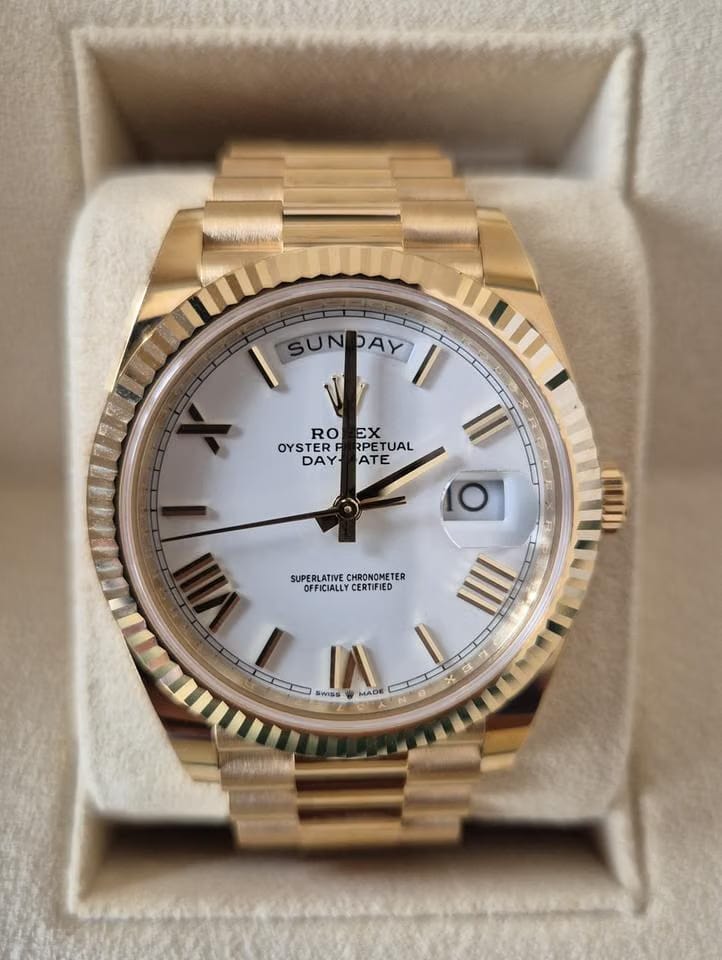 Rolex | Day-Date | 228238 | Yellow gold | 40 mm | Yellow gold | White | Automatic