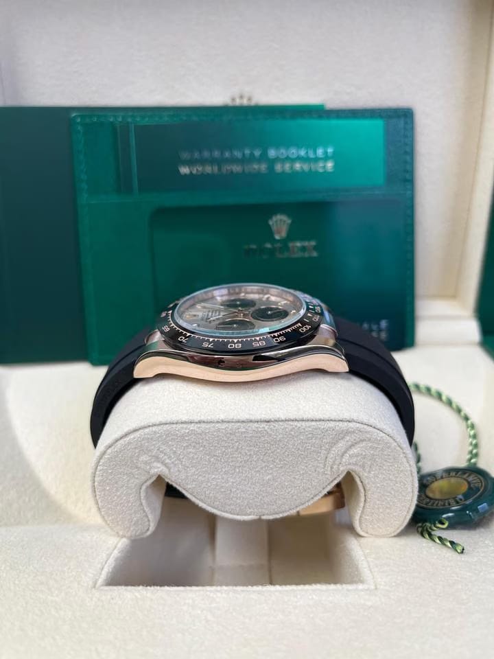 Rolex | Daytona | 116515ln | Rose gold | Rubber | Pink | Automatic