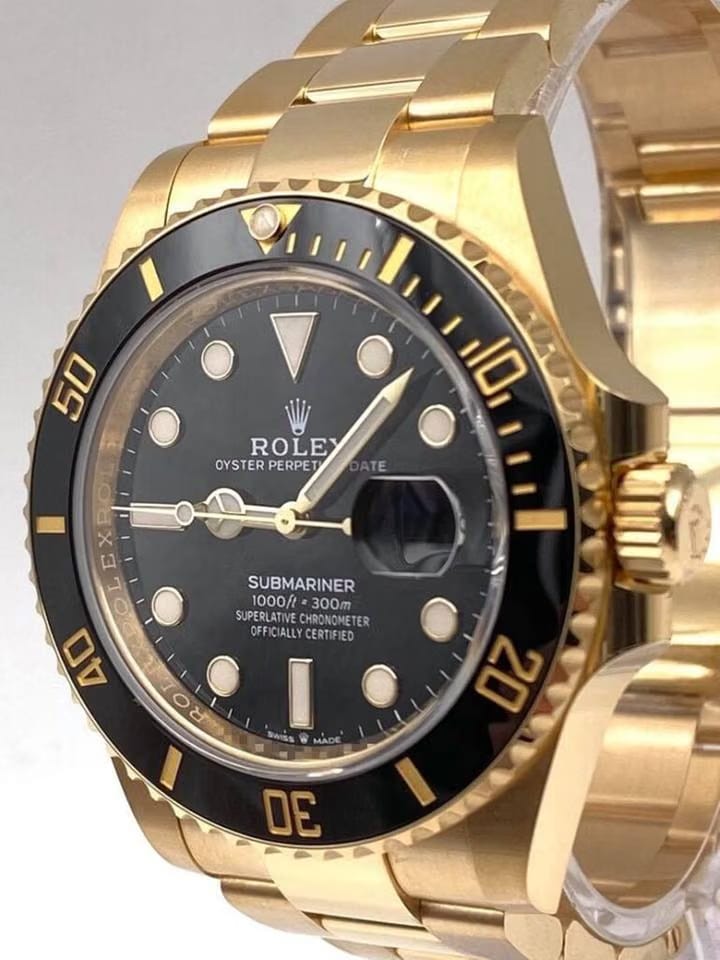 Rolex | Submariner | 126618LN | Yellow gold | Black | Automatic