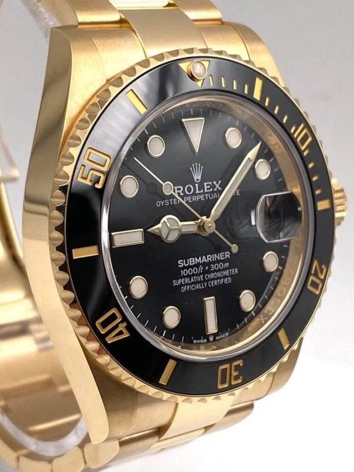 Rolex | Submariner | 126618LN | Yellow gold | Black | Automatic