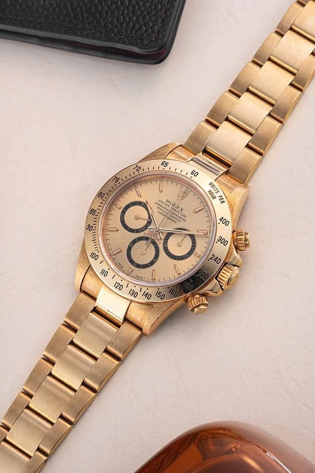 Rolex | Daytona | 16528 | Yellow gold | 40 mm | Yellow gold | Gold | Automatic