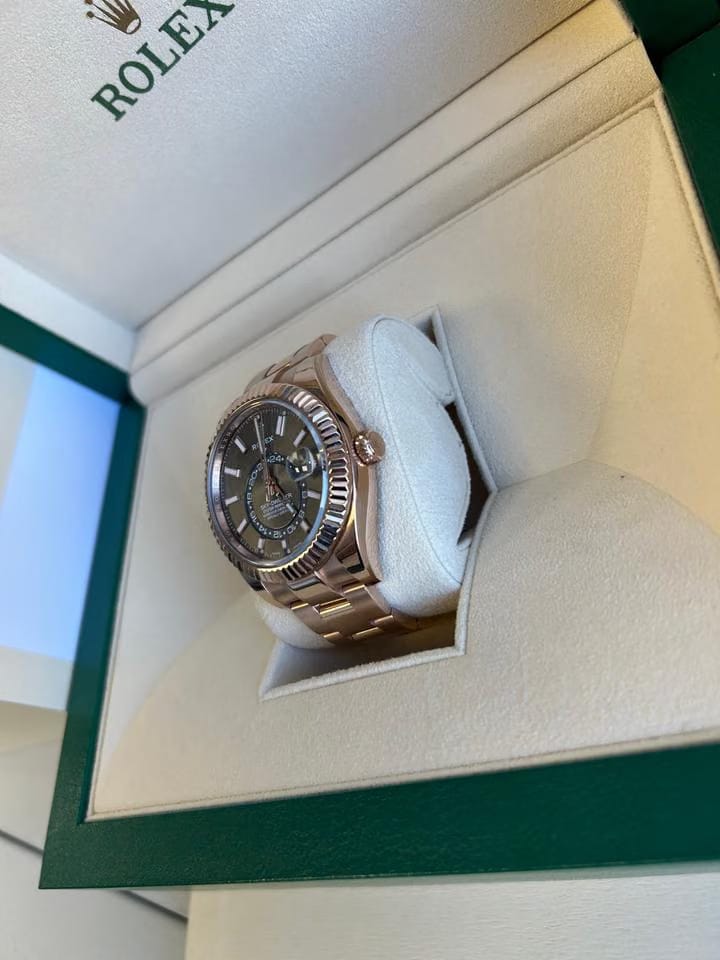 Rolex | Sky-Dweller | 326935-cm1-dc715 | Rose gold | 42 mm | Rose gold | Grey | Automatic