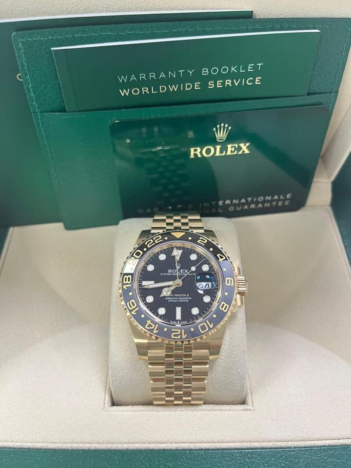 Rolex | GMT-Master II | 126718grnr | Yellow gold | Yellow gold | Black