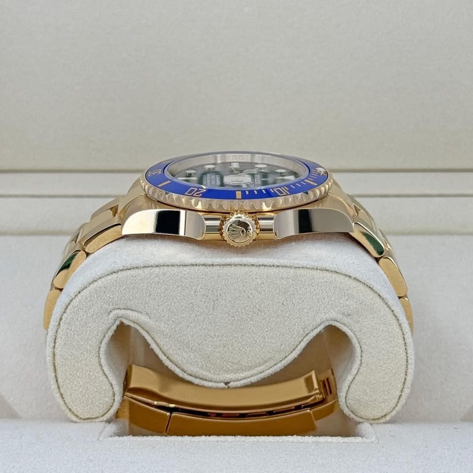 Rolex | Submariner | 126618LB | Yellow gold | 41 x 40 mm | Yellow gold | Blue | Automatic