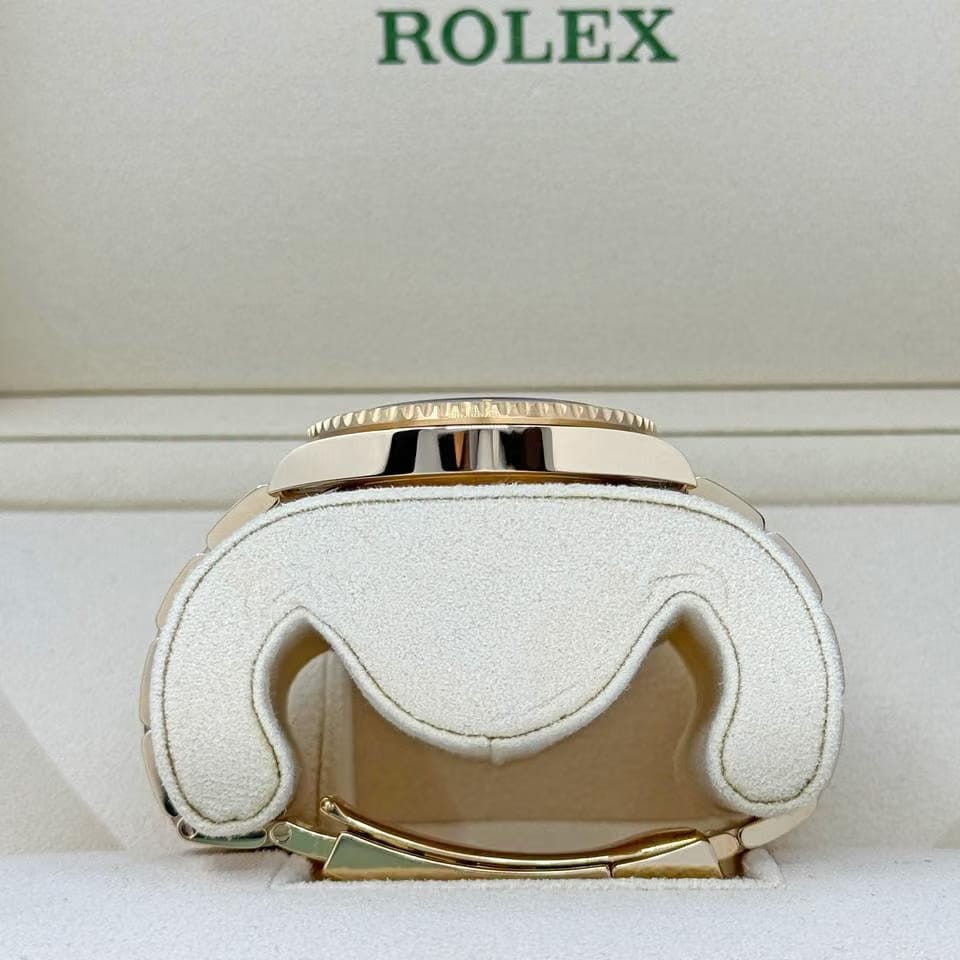 Rolex | Submariner | 126618LB | Yellow gold | 41 x 40 mm | Yellow gold | Blue | Automatic