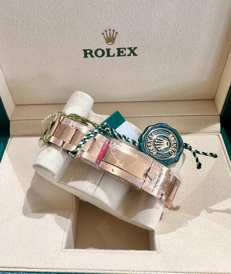 Rolex | Daytona | 116505 | Rose gold | 40 mm | Rose gold | Pink | Automatic