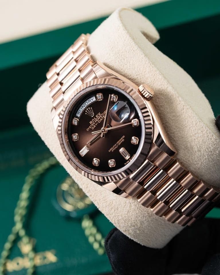 Rolex | Day-Date | 128235 | Rose gold | 36 mm | Brown | Automatic