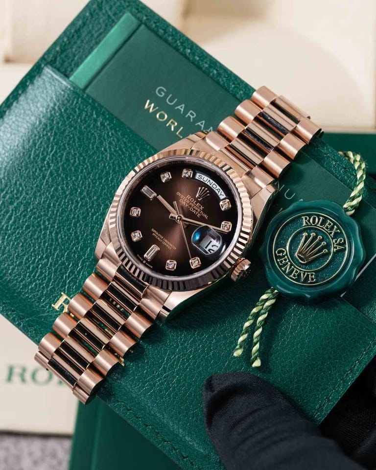 Rolex | Day-Date | 128235 | Rose gold | 36 mm | Brown | Automatic