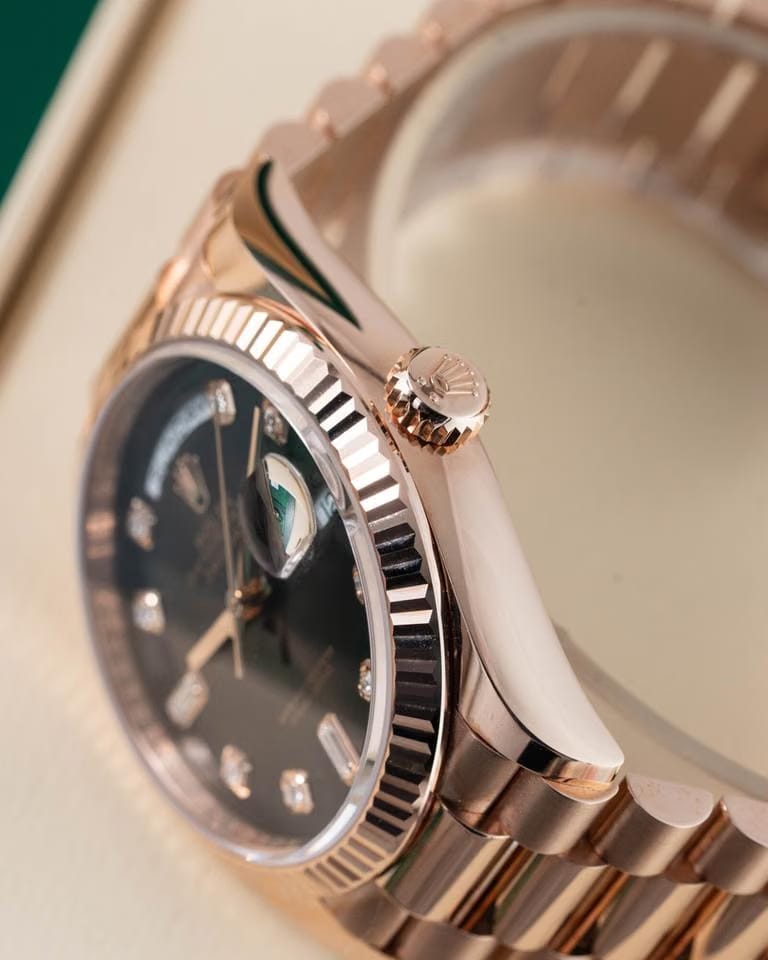 Rolex | Day-Date | 128235 | Rose gold | 36 mm | Brown | Automatic
