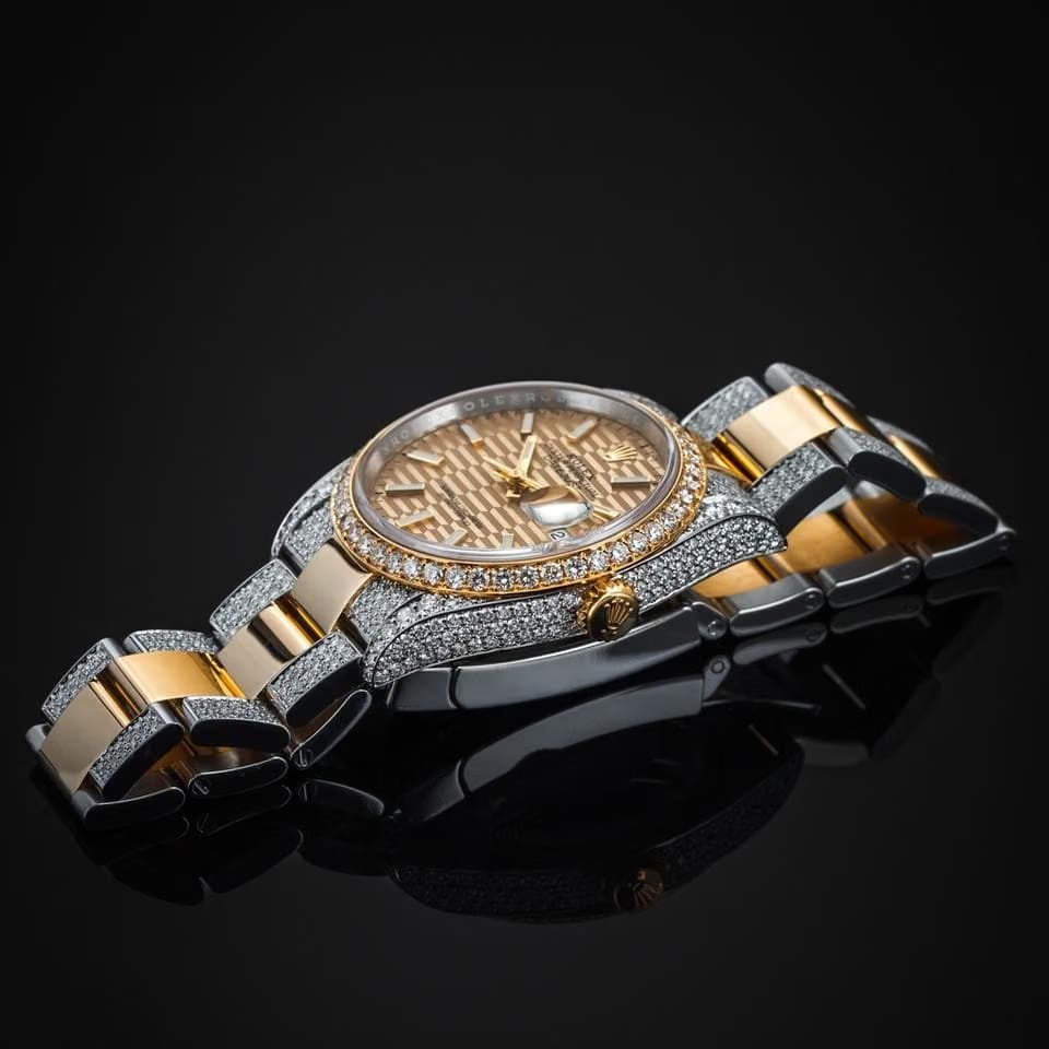 Rolex | Datejust | 126201 | Gold/Steel | 36 x 44 mm | Gold/Steel | Gold | Automatic