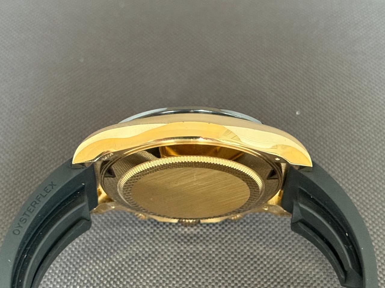 Rolex | Daytona | 116518LN | Yellow gold | 40 x 43 mm | Rubber | Mother of pearl | Automatic