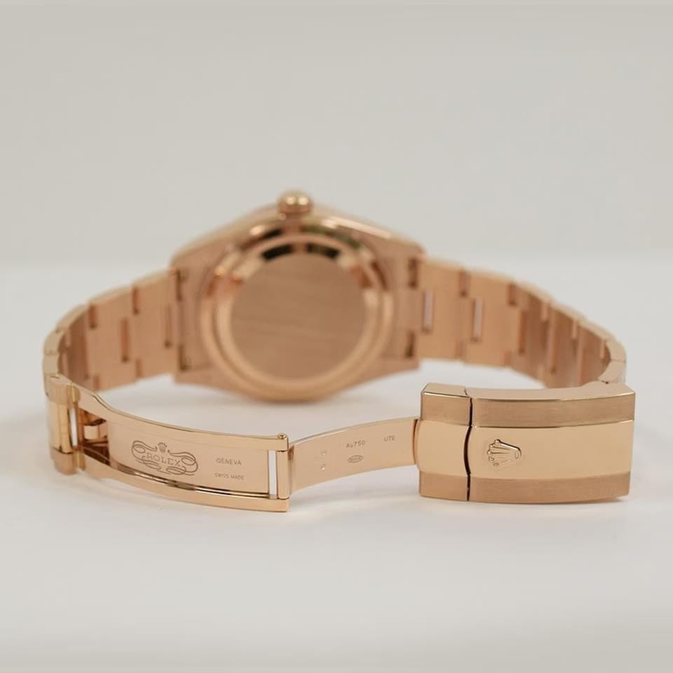Rolex | Sky-Dweller | 336935 | Rose gold | 42 mm | Rose gold | Brown | Automatic