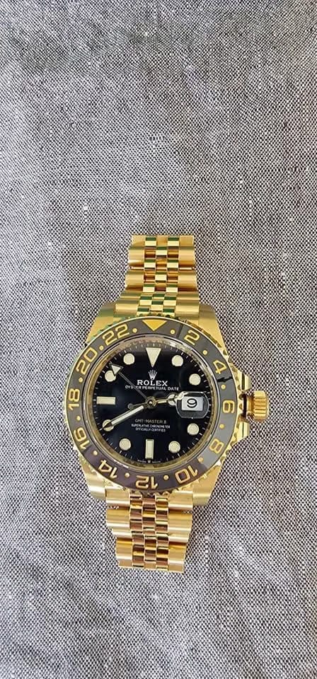 Rolex | GMT-Master II | 126718grnr | 40 mm | Yellow gold | Automatic