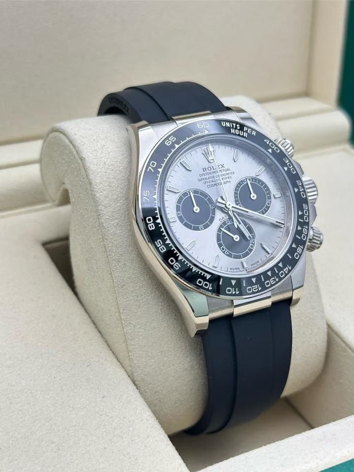 Rolex | Daytona | 126519LN | White gold | 40 mm | Rubber | Silver | Automatic