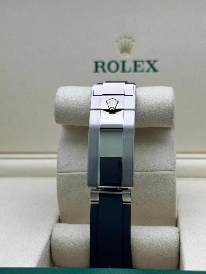 Rolex | Daytona | 126519LN | White gold | 40 mm | Rubber | Silver | Automatic
