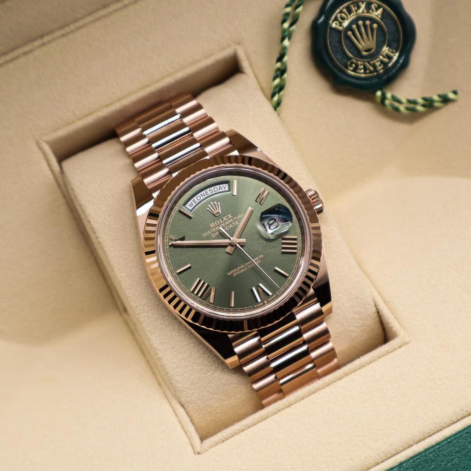 Rolex | Day-Date | 228235-cm1-dc716 | Rose gold | 40 mm | Rose gold | Green | Automatic