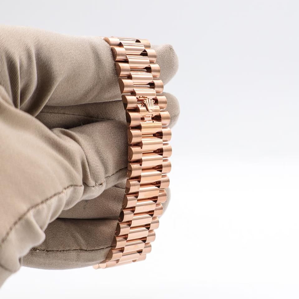 Rolex | Day-Date | 228235-cm1-dc716 | Rose gold | 40 mm | Rose gold | Green | Automatic