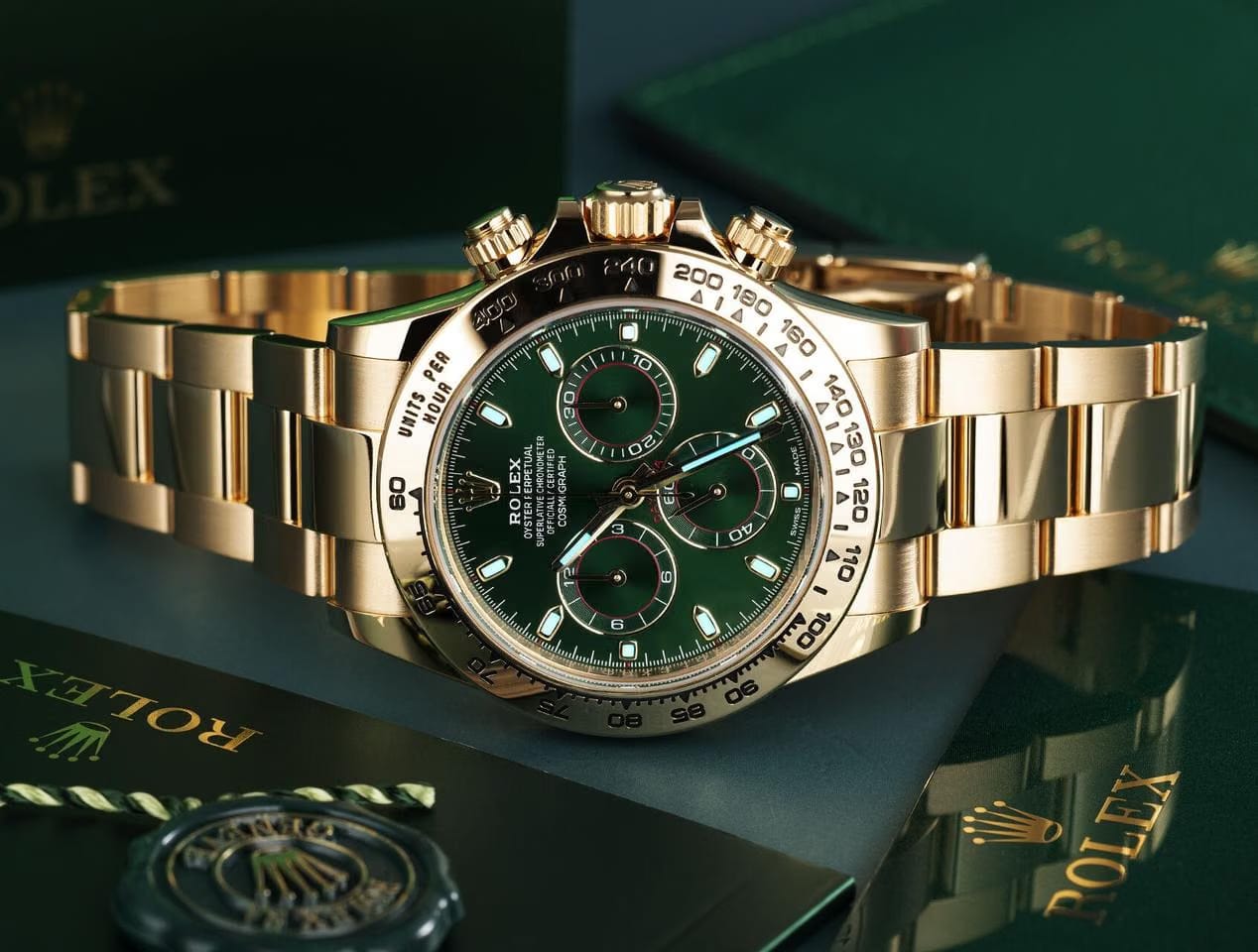 Rolex | Daytona | 116508 | Yellow gold | 40 mm | Yellow gold | Green | Automatic