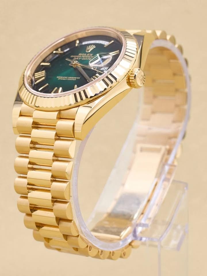 Rolex | Day-Date | 228238 | Yellow gold | 40 mm | Green