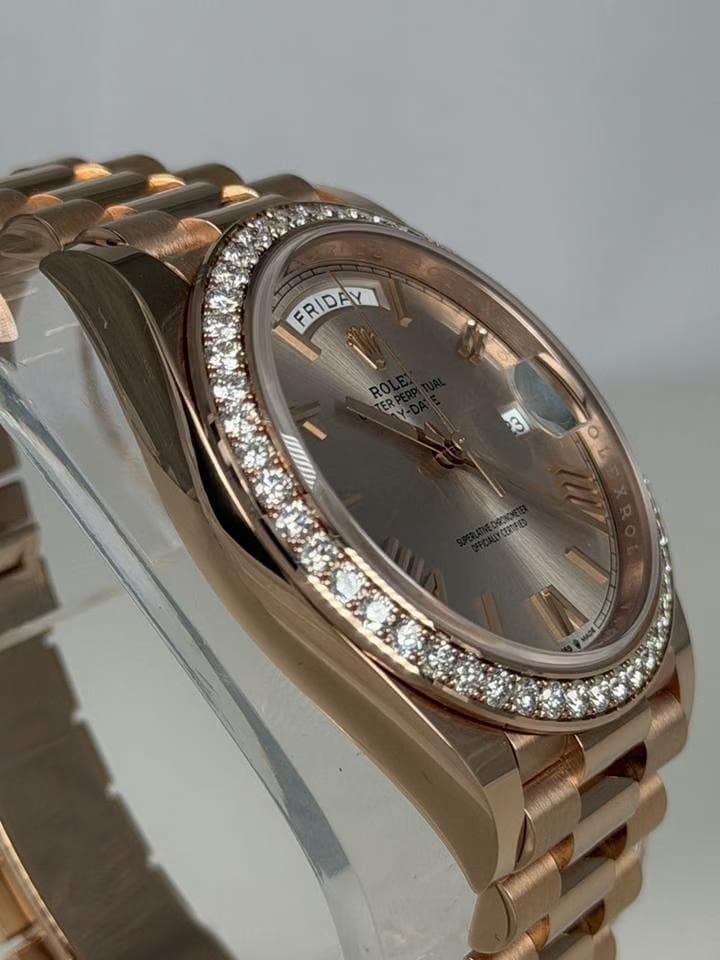 Rolex | Day-Date | 228345RBR | Rose gold | 40 x 48 mm | Rose gold | Champagne | Automatic