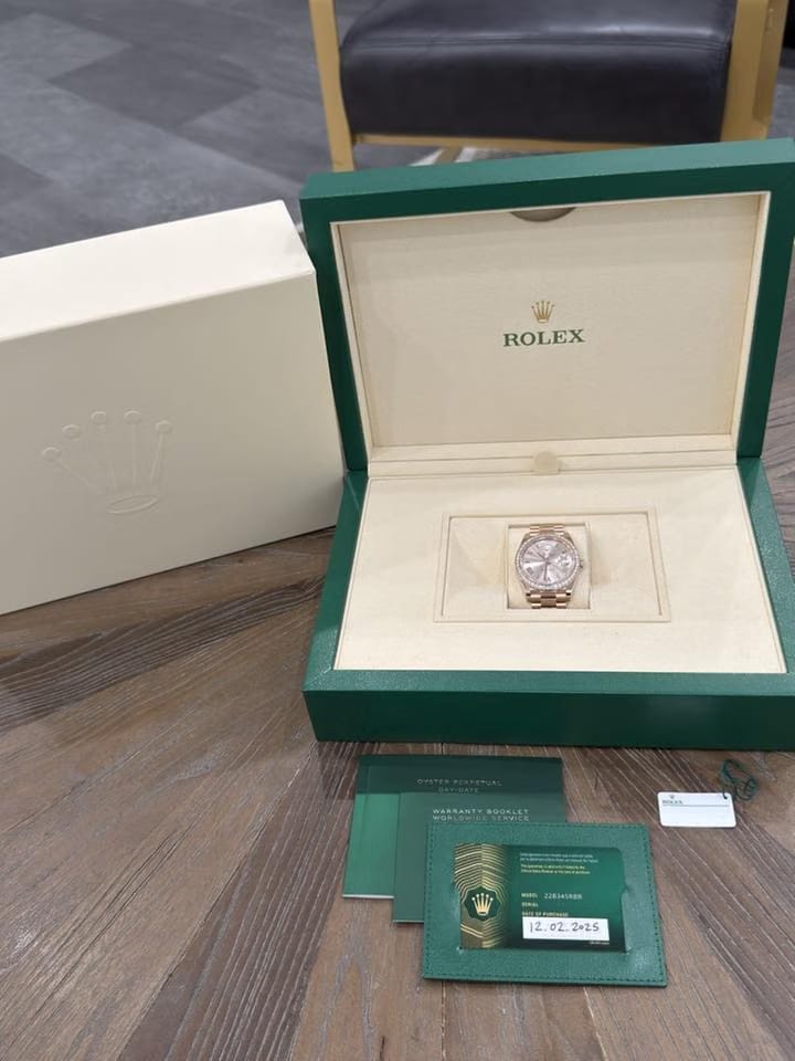Rolex | Day-Date | 228345RBR | Rose gold | 40 x 48 mm | Rose gold | Champagne | Automatic