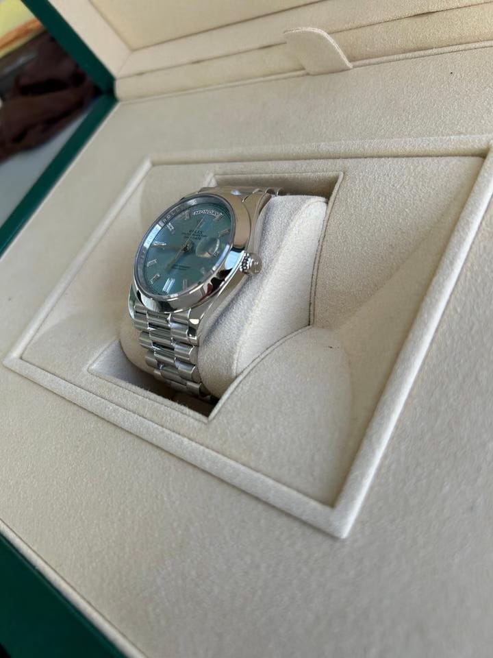 Rolex | Day-Date | 228206 | Platinum | 40 mm | Platinum | Blue | Automatic