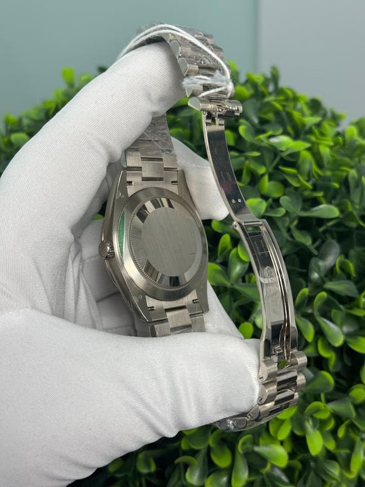 Rolex | Day-Date | 228349RBR | White gold | 40 x 48 mm | White gold | Blue | Automatic