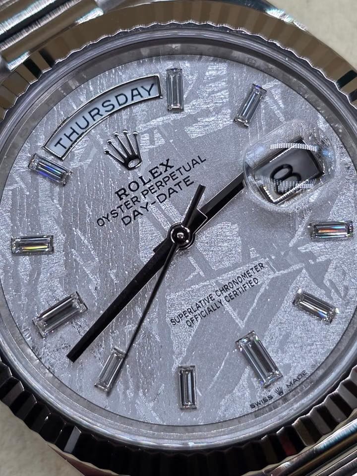 Rolex | Day-Date | 228239 | Yellow gold | 40 mm | White gold | Silver | Automatic