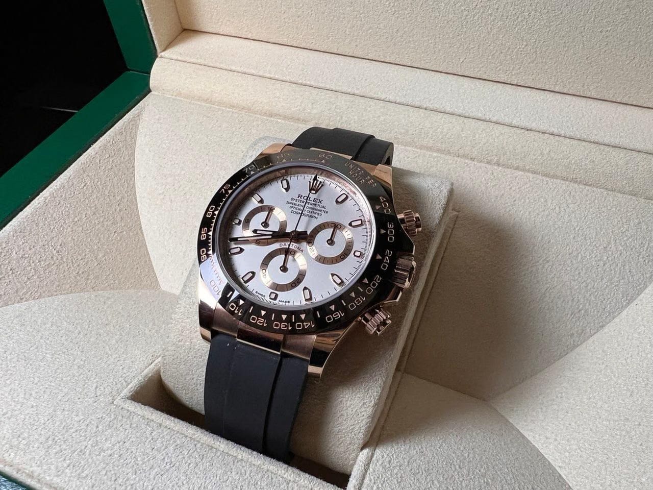 Rolex | Daytona | 116515ln | Rose gold | 40 mm | Rubber | Mother of pearl | Automatic