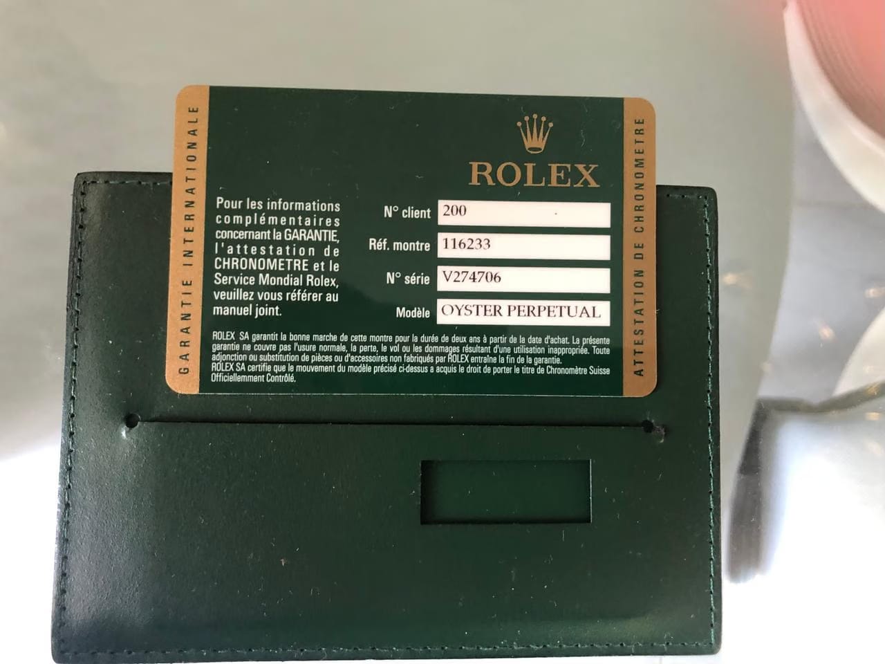 Rolex Oyster Perpetualyear 2009. Vintage. 18k gold. Stamps of authenticity.