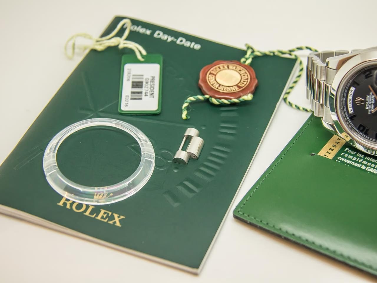 Rolex | Day-Date | 218206 | Platinum | 41 mm | Platinum | Grey | Automatic
