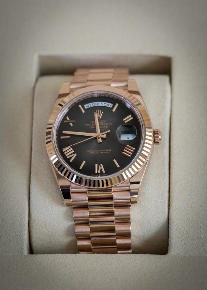 Rolex | Day-Date | Day-Date 40mm Slate Ombre Dial 228235 Rose Gold | Rose gold | 40 mm | Rose gold | Grey | Automatic