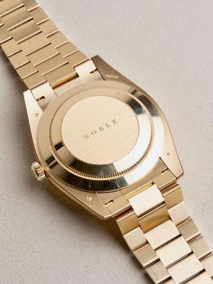 Rolex | Day-Date | 228238-0069 | Yellow gold | 40 mm | Yellow gold | Green | Automatic