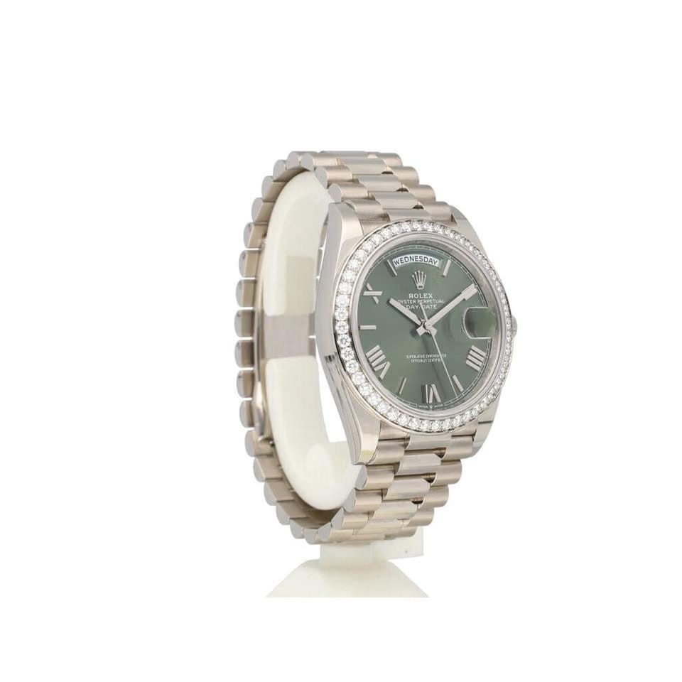 Rolex | Day-Date | 228349RBR-0030 | White gold | 40 mm | White gold | Green | Automatic