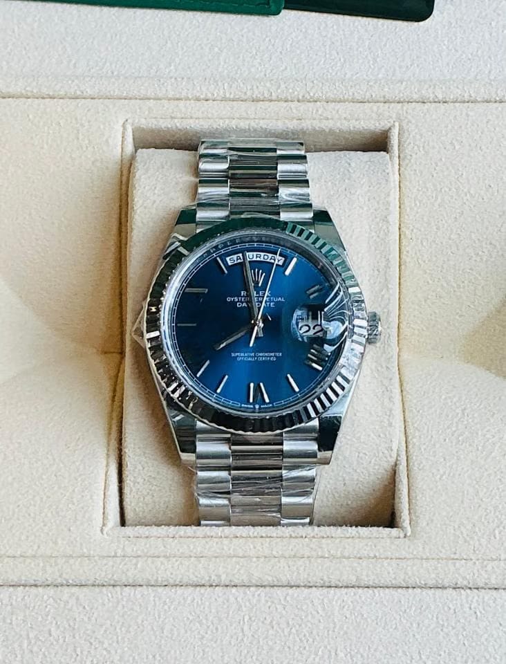 Rolex | Day-Date | 228236 | Platinum | 40 mm | Platinum | Blue | Automatic