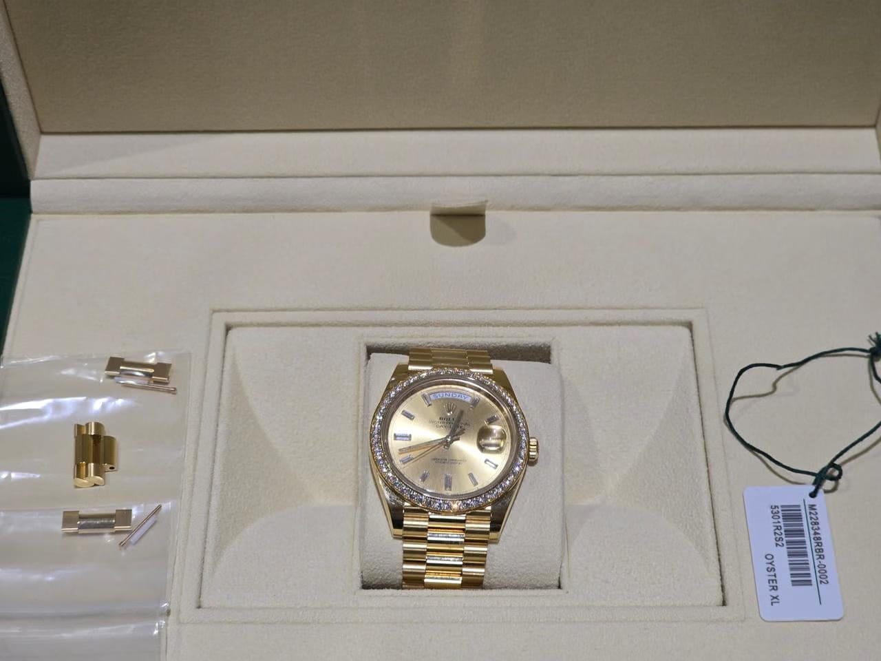 Rolex | Day-Date | 228348RBR | 40 x 48 mm | Yellow gold | Automatic