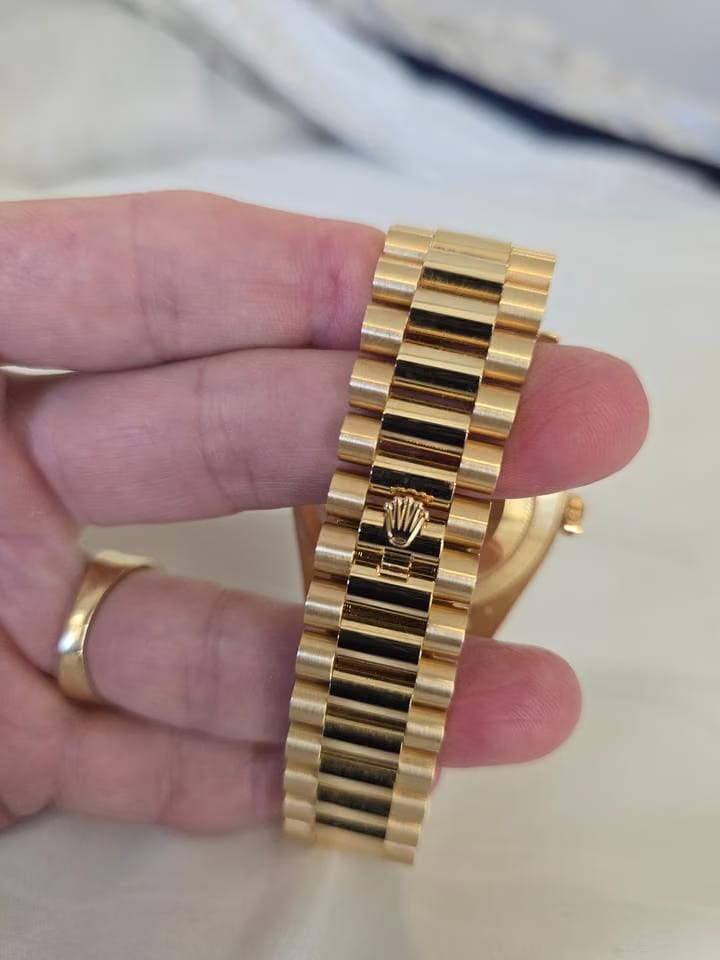 Rolex | Day-Date | 228348RBR | 40 x 48 mm | Yellow gold | Automatic