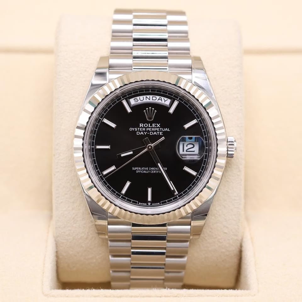 Rolex | Day-Date | 228236 | Platinum | 40 mm | Platinum | Black | Automatic